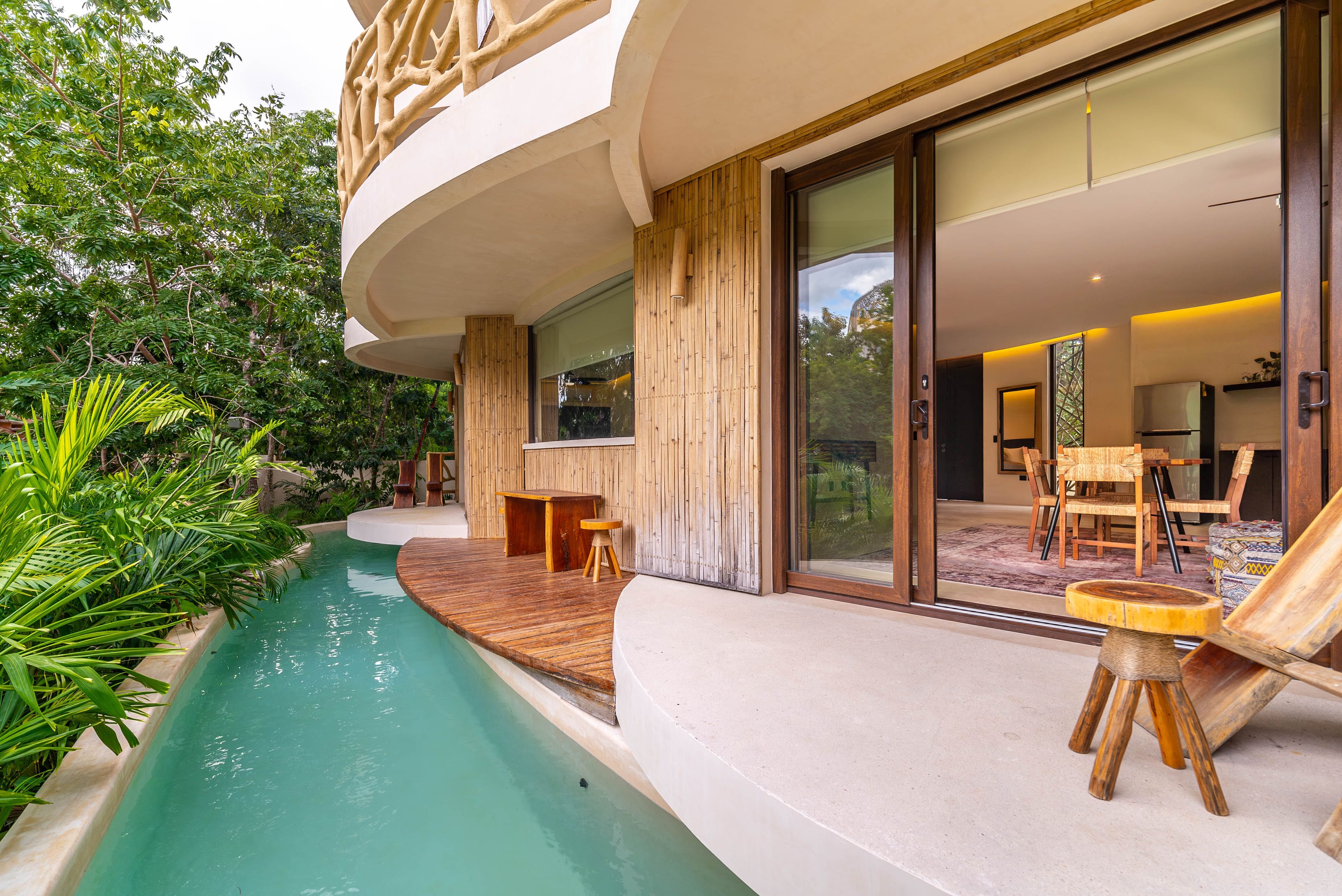 2BD Villa with Swim-Up - View of the property
