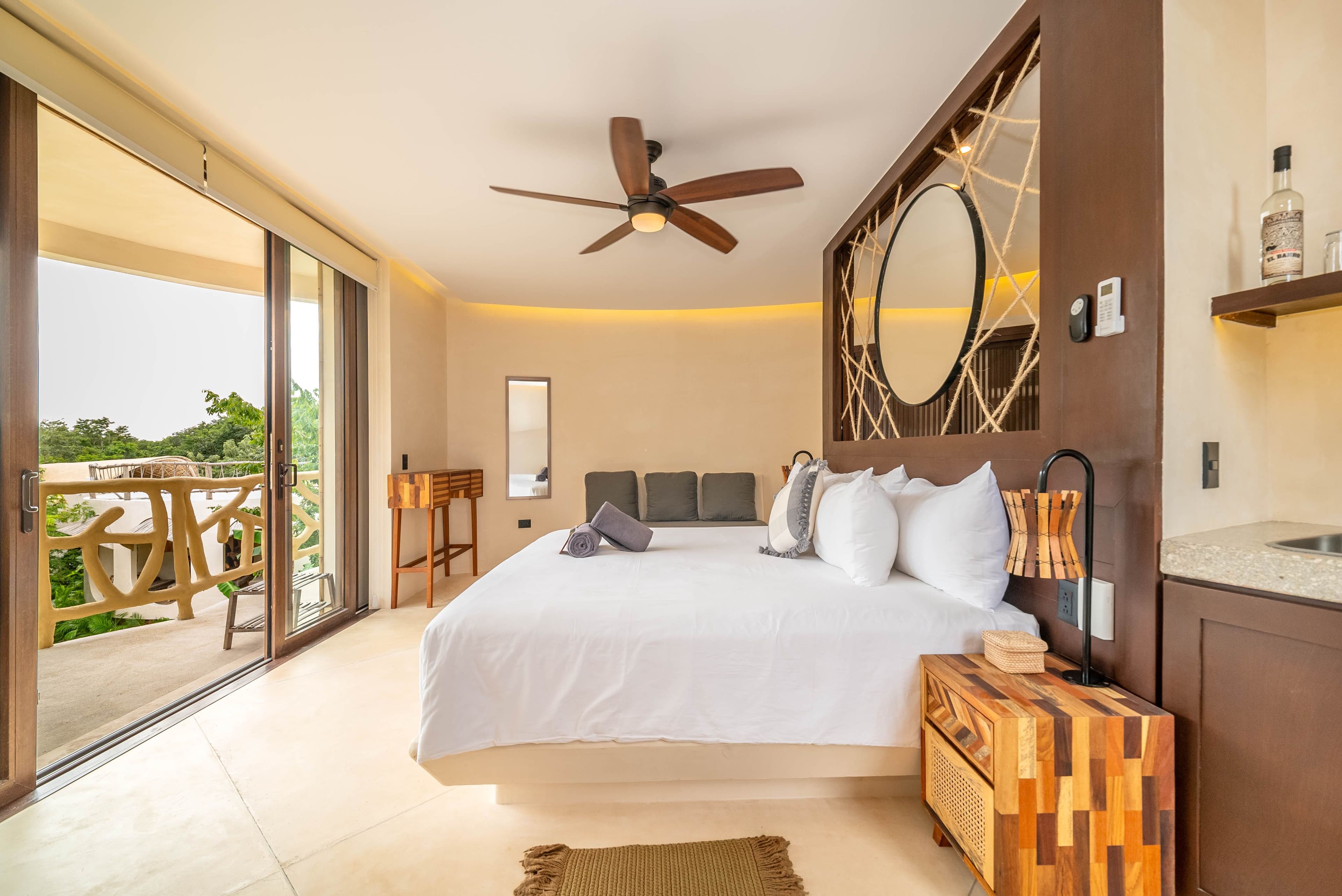 Lower-Level Treehouse Studio Suite - View 3